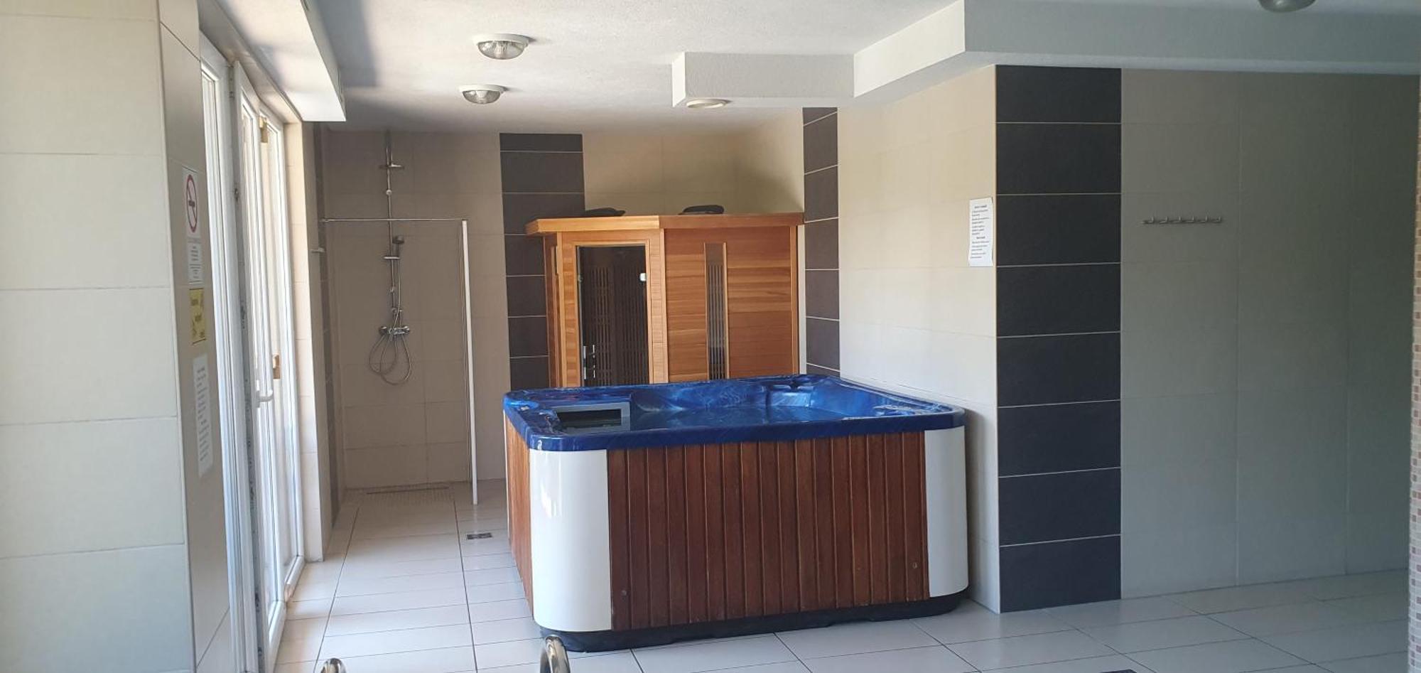 Mandara Wellnes Apartmanok Siófok Esterno foto