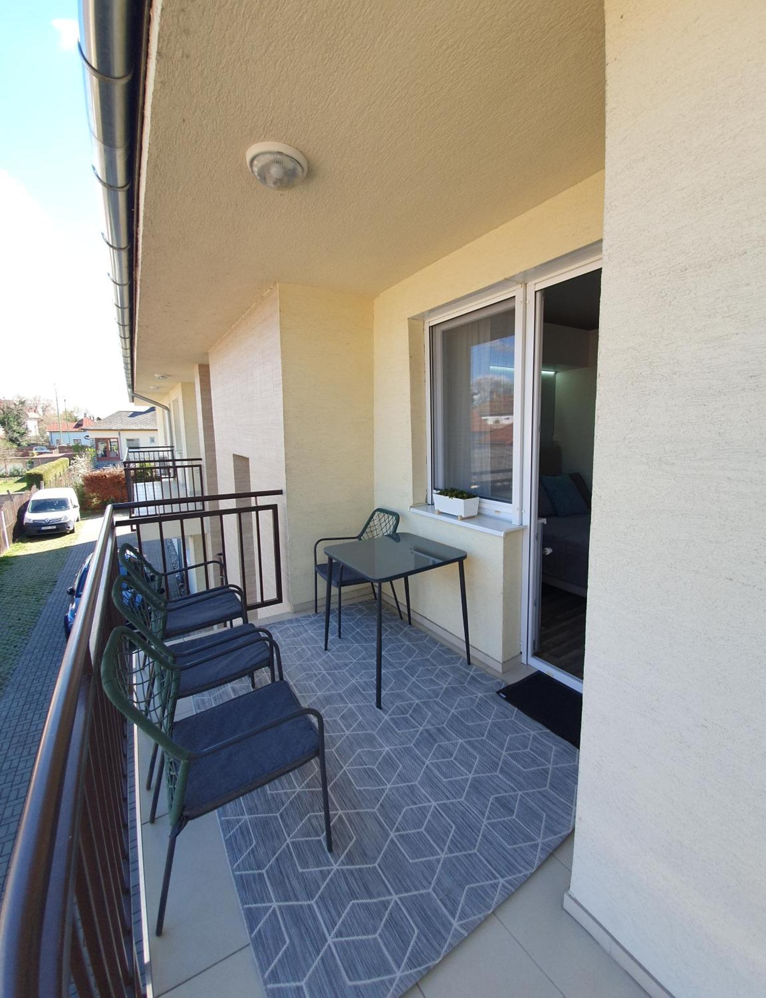 Mandara Wellnes Apartmanok Siófok Esterno foto